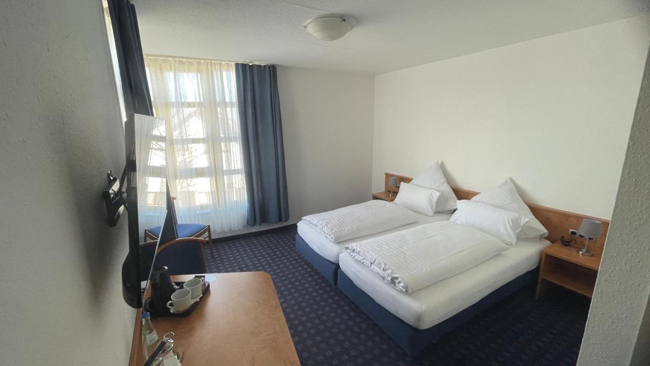 Krystall Hotel Filderstadt Buitenkant foto