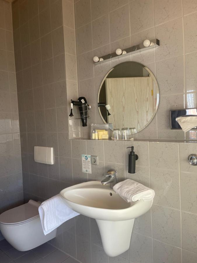 Krystall Hotel Filderstadt Buitenkant foto