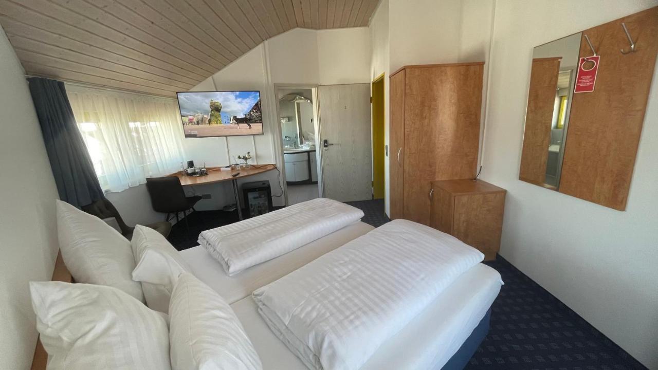 Krystall Hotel Filderstadt Buitenkant foto