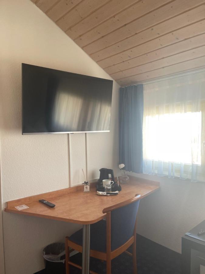 Krystall Hotel Filderstadt Buitenkant foto