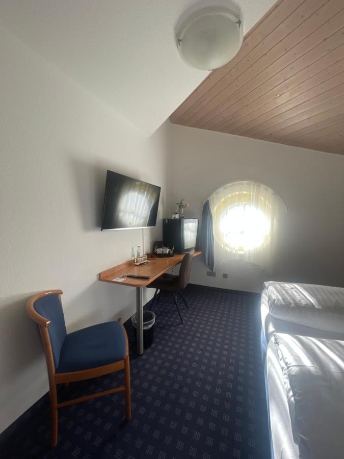 Krystall Hotel Filderstadt Buitenkant foto